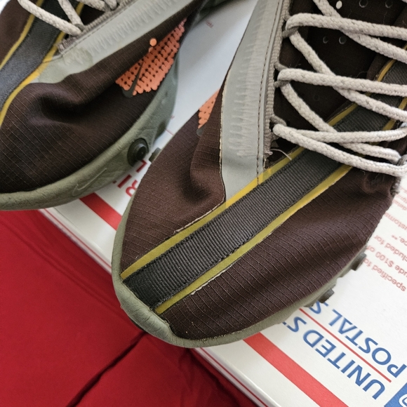 Nike ISPA React - Picture 9 of 9